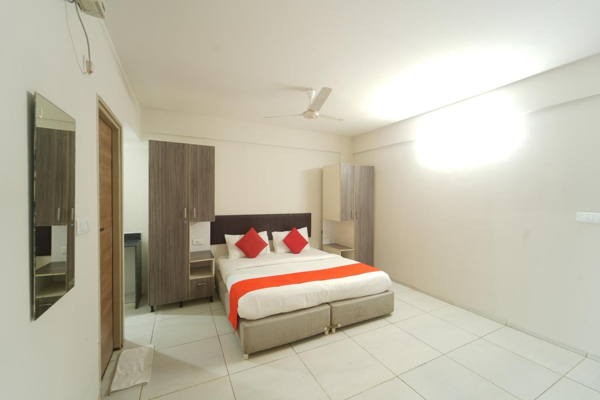 Bubble Hotel Electronic City Kammasandra Екстер'єр фото